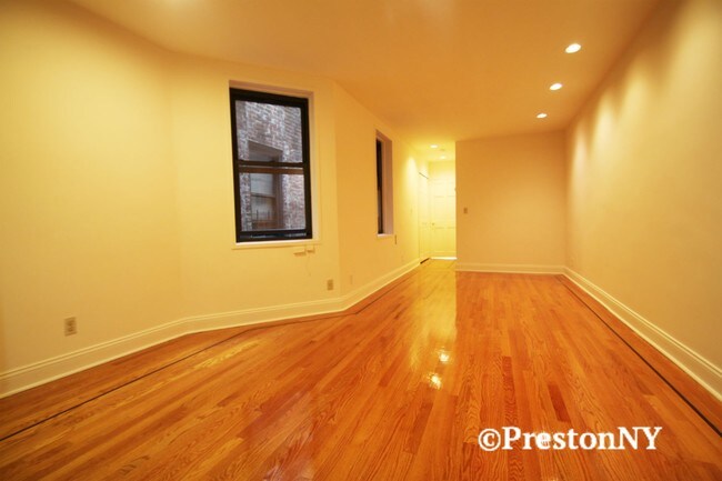 Building Photo - 328-330 E 91st St