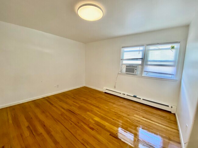 Foto del edificio - 156 Terrace Ave