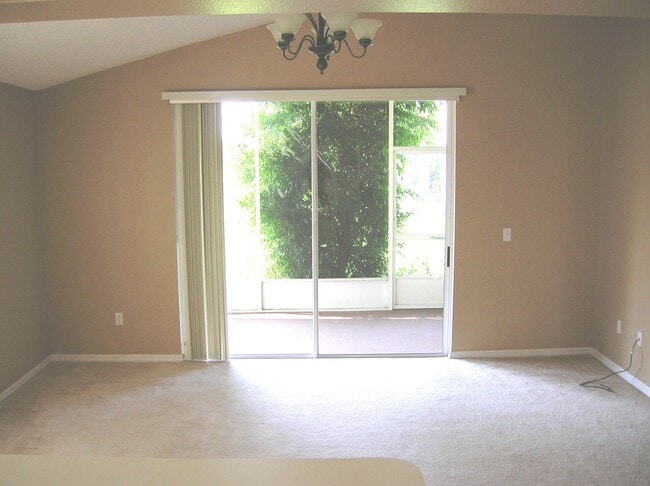 Building Photo - 1061 Ballyshannon Pkwy