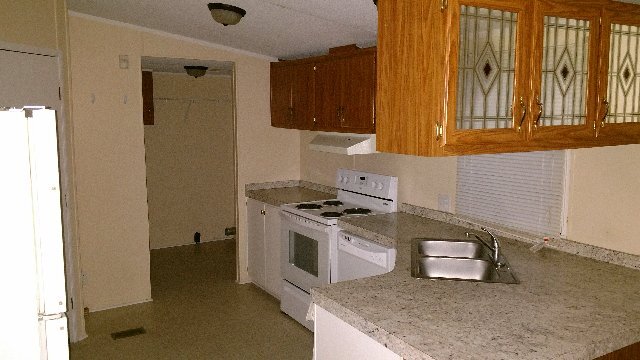 Building Photo - 433 Deer View
