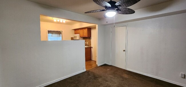 Building Photo - Cozy 1 Bedroom 1 Bath Apartment Bret Harte...