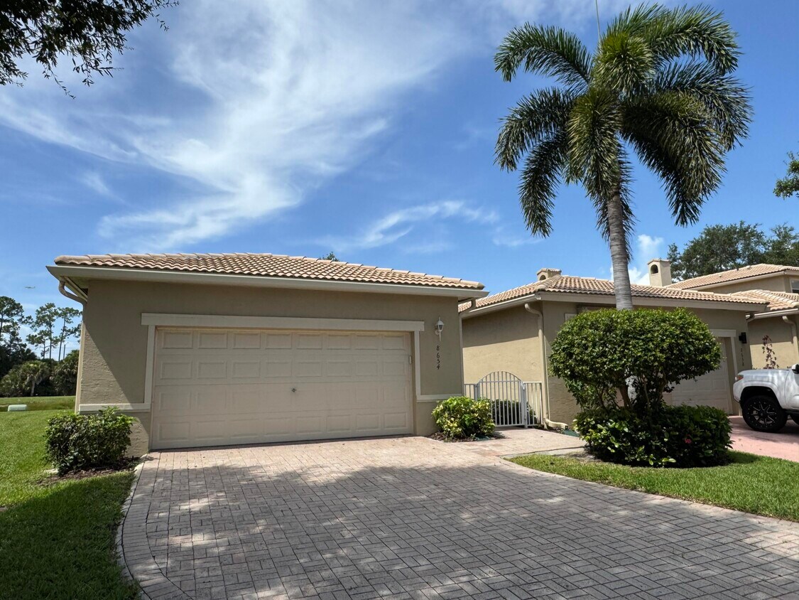 Foto principal - 8654 Lineyard Cay