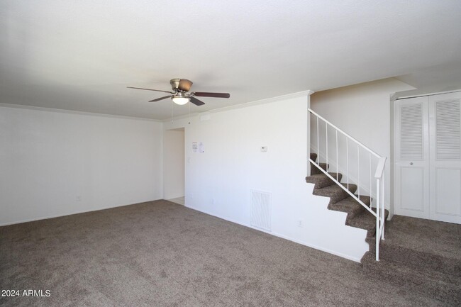 Foto del edificio - 6536-6543 N 43rd Ave