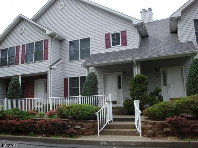 52 Heather Ln Unit 52, Wyckoff, NJ 07481 Condo for Rent in Wyckoff, NJ