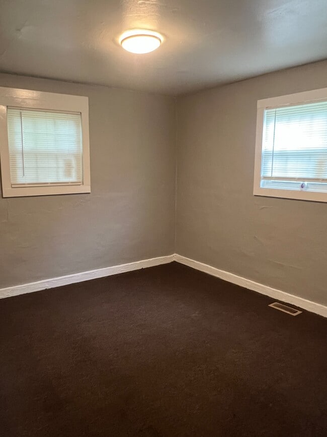 Foto del edificio - 812 31st Ave N