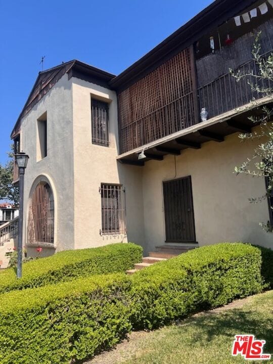 Foto del edificio - 220 S Martel Ave