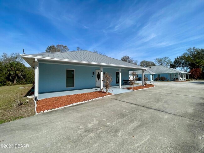 Foto del edificio - 945 McDonald Rd