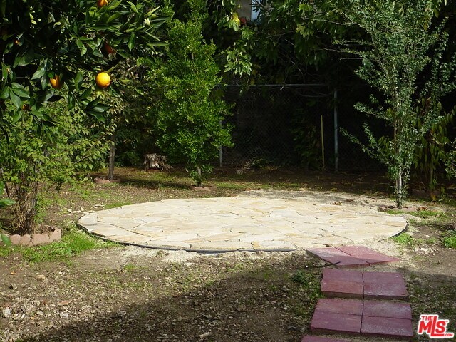 Foto del edificio - 375 N Avenue 52