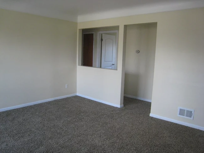 Living room - 531 Highland St