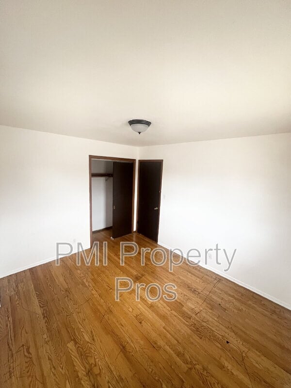 Building Photo - 5817 N 76th St