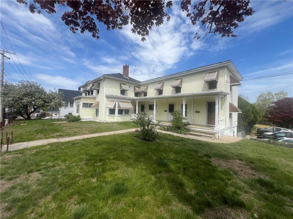 Foto principal - 1022 Main St