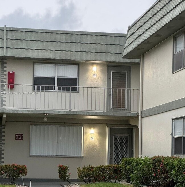 Building Photo - 174 Brittany Terrace
