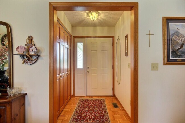 Foto del edificio - 9530 Old Grist Mill Pl