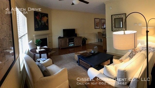 Foto del edificio - 4 Aspen Drive