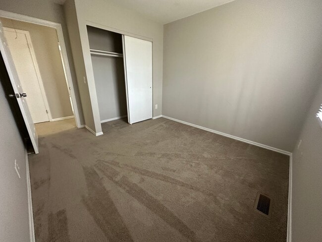 Building Photo - 2970 Saint Marks Rd Apt B