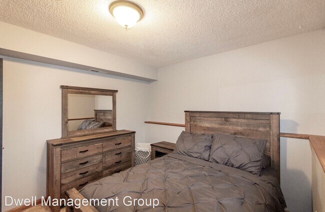 Building Photo - 4 br, 2 bath House - 2922 Northern Valley ...