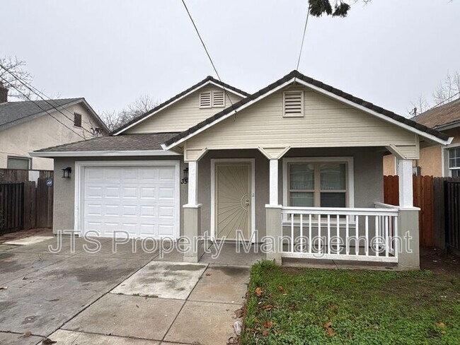 Building Photo - 3546 44th St