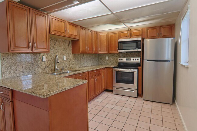 Foto del edificio - 6636 SW 41st St