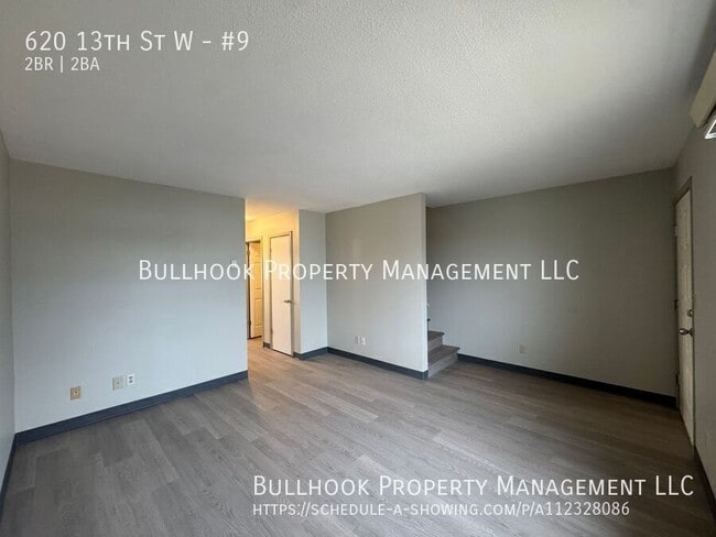 Foto del edificio - 620 13th St W