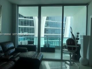 Foto del edificio - 900 Biscayne Blvd