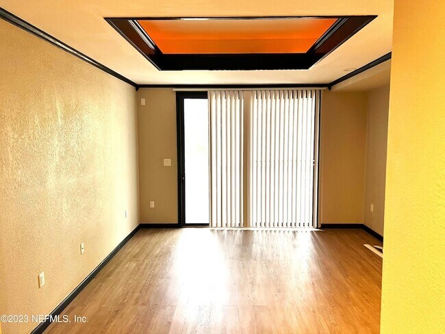 Foto del edificio - 3155 Ravines Rd