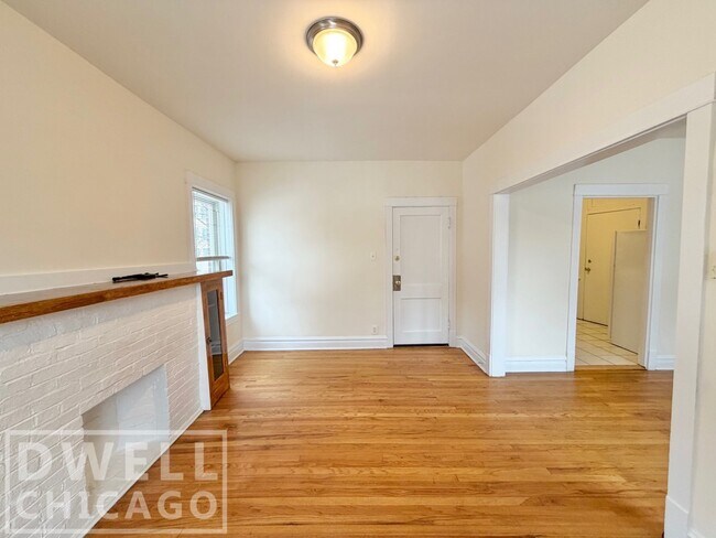 Foto del edificio - 2921 W George St