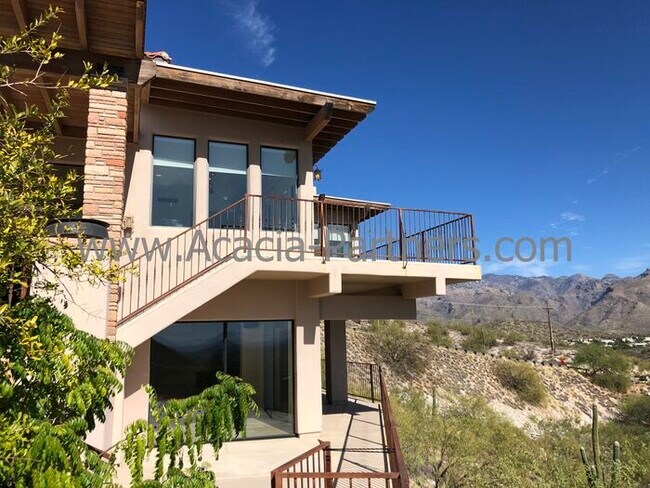 Building Photo - Four Bedroom Home in Catalina Foothills