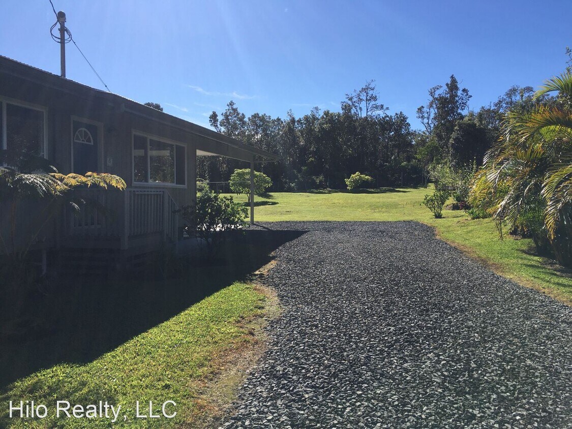 Primary Photo - 3 br, 2 bath House - 11-3271-A Mokuna St