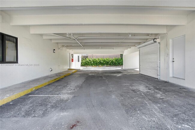 Foto del edificio - 5980 SW 40th Ave