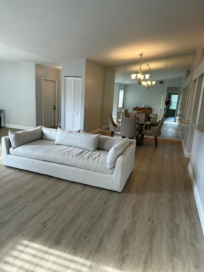 Foto del edificio - 3795 Silver Lace Ln