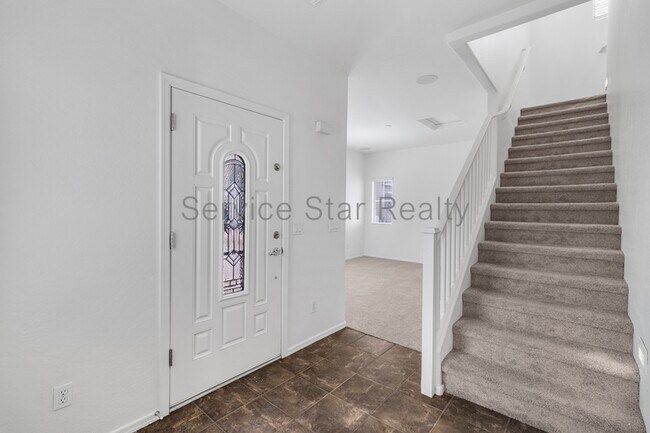 Foto del edificio - 2530 N 148th Dr