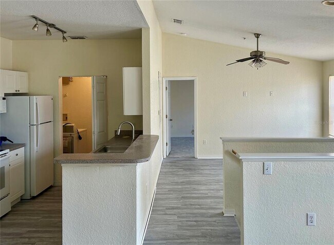 Foto del edificio - 842 Grand Regency Pointe