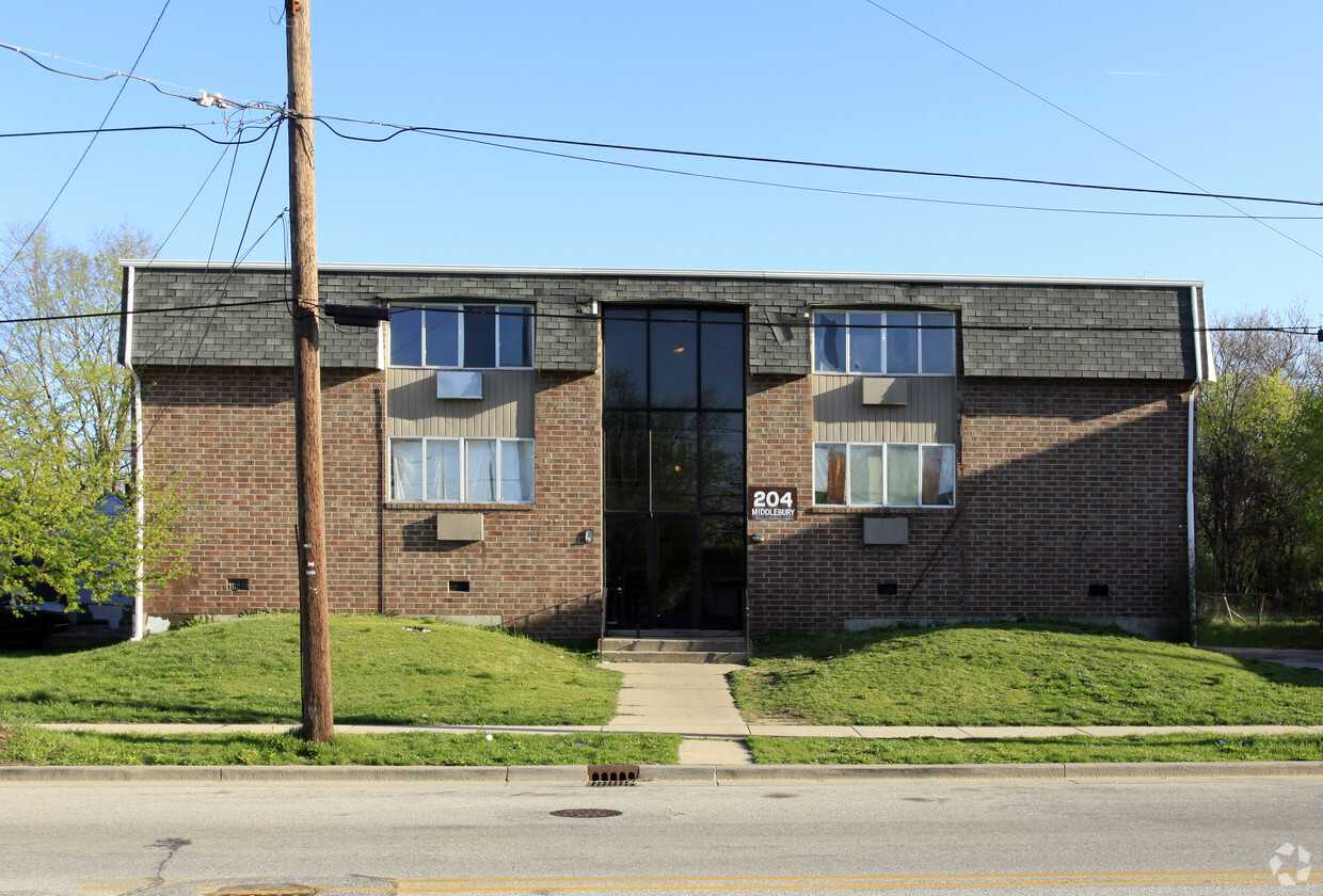 Building Photo - 204 Middlebury St