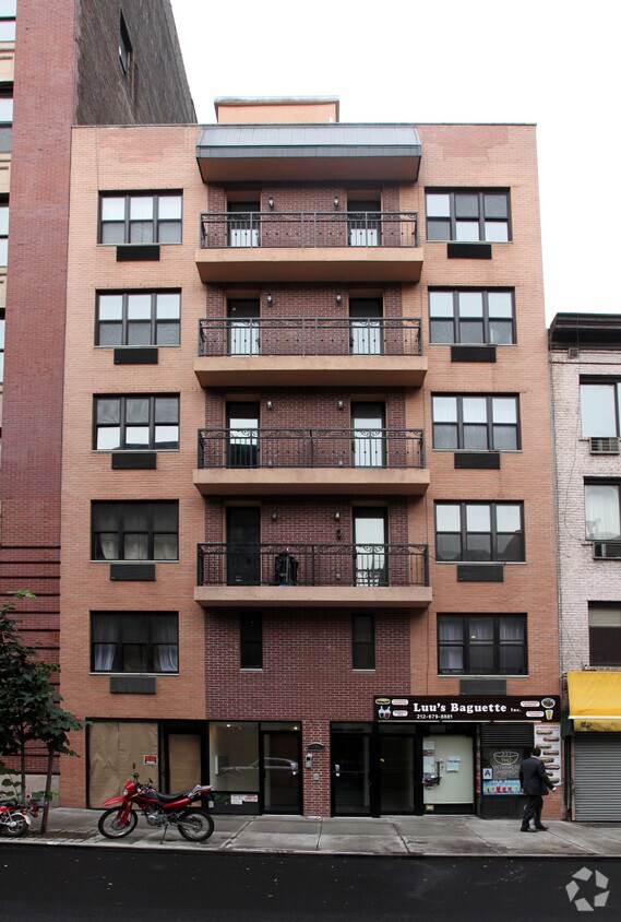 Foto principal - 134-136 E 26th St