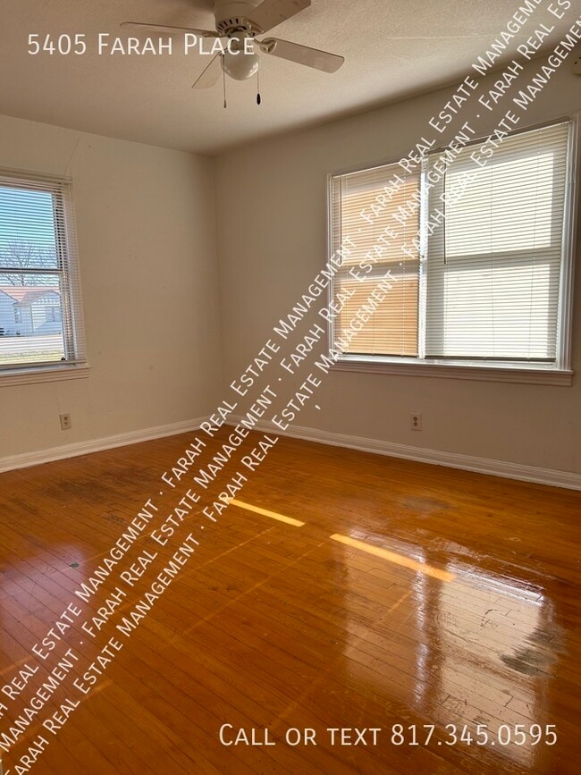 Building Photo - 5405 Farah Pl