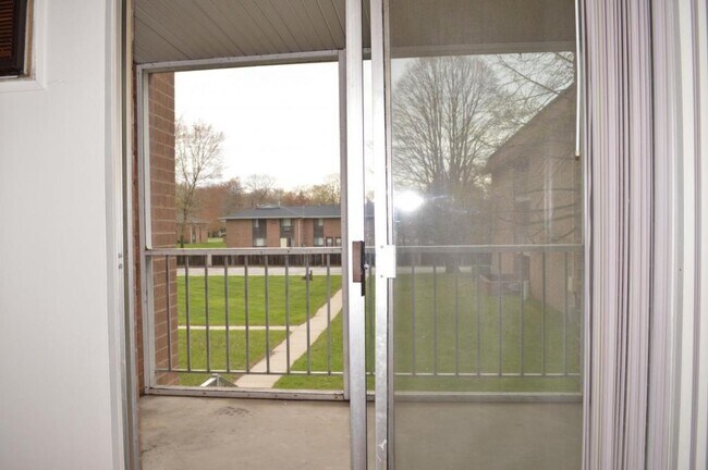 Building Photo - 3237 Dody Avenue, Unit #3