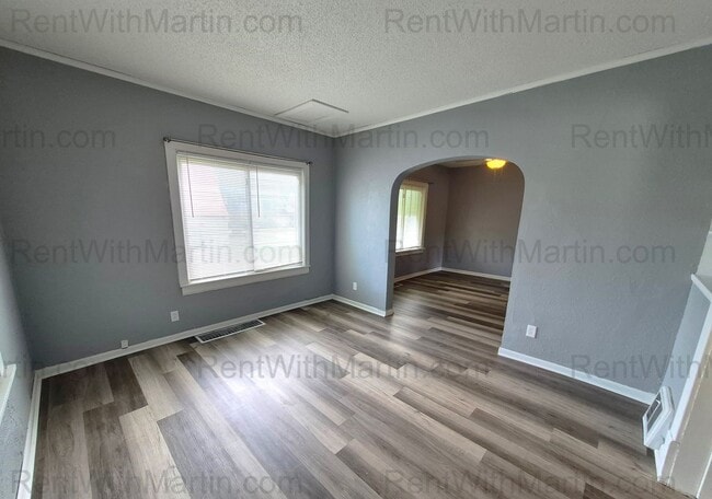 Building Photo - 310 N Frederick Ave