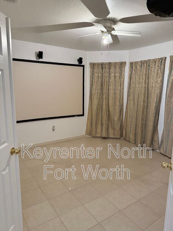 Foto del edificio - 6812 Cold Water Canyon Rd