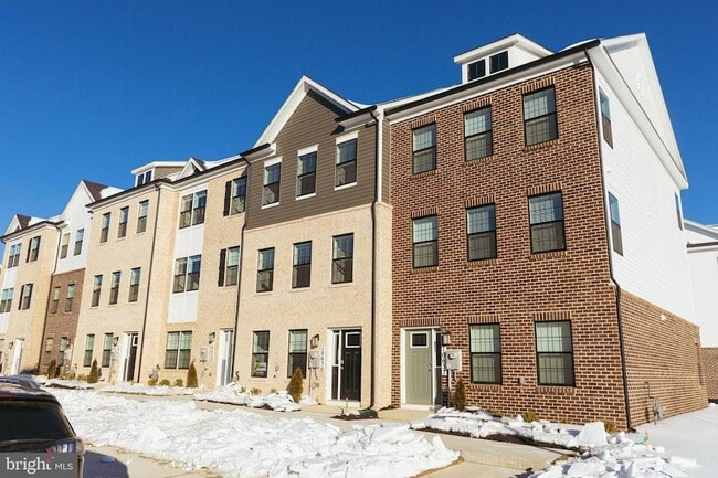 Photo - 10630 Meridian Hill Way Townhome