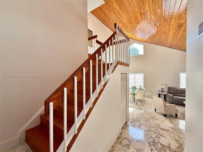 Foto del edificio - 10802 SW 142nd Ct