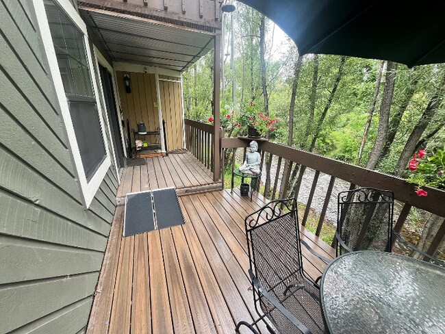 Foto del edificio - 2907 Shadow Creek Dr