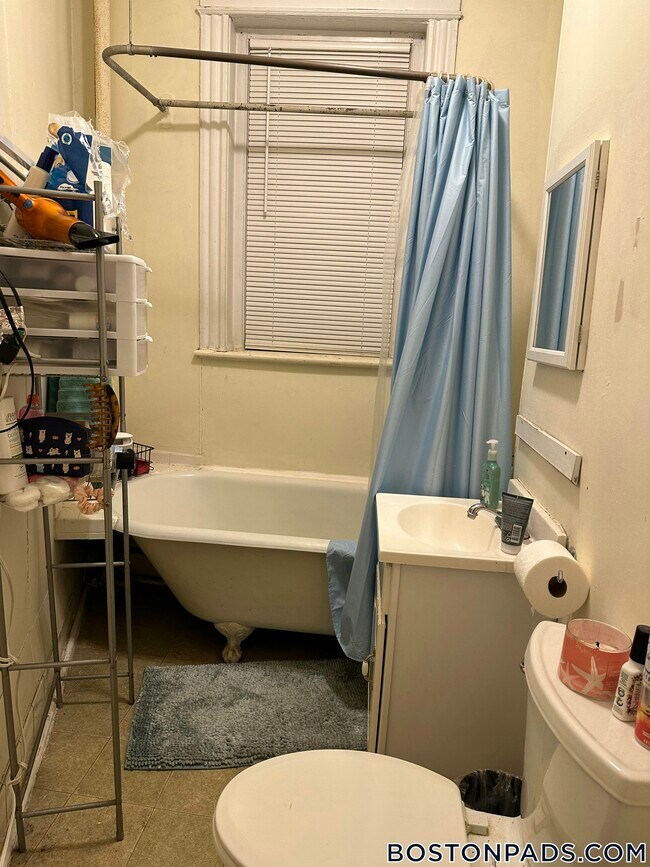 Foto del edificio - 211 Park Dr