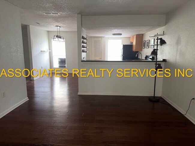 Foto del edificio - Spacious 2bed/2bath Condo in CREEK’S EDGE ...