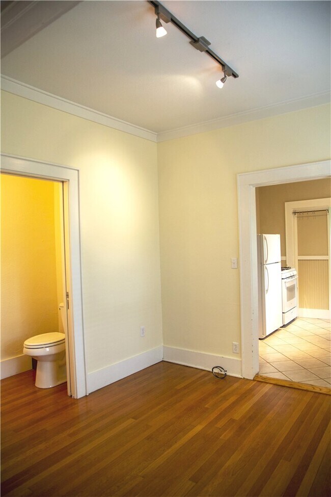 Foto del edificio - 601 Forest Ave