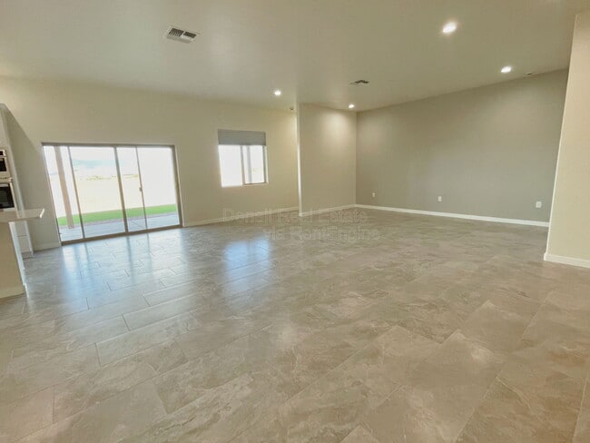 Foto del edificio - 14431 Wood Canyon Pl