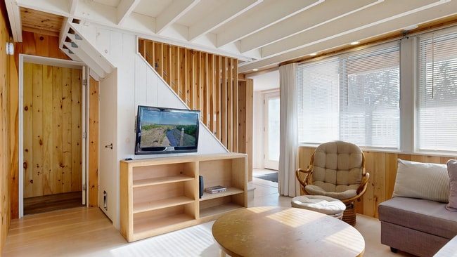 Foto del edificio - 42 Evergreen Ave