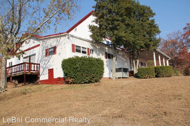 Building Photo - 145 Dean Rd