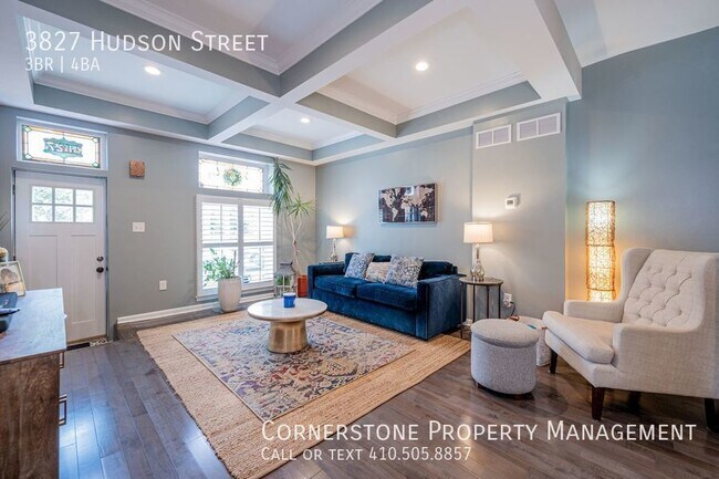 Building Photo - 3 Beds 3.5 Bath | $3200 | 3827 Hudson St B...