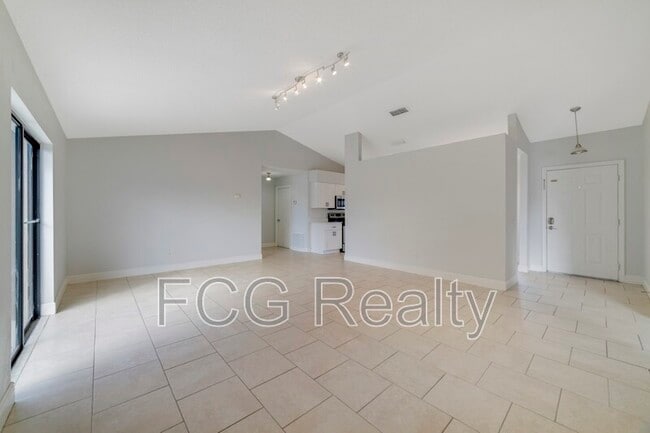 Photo - 143 Alta Vista Ct House