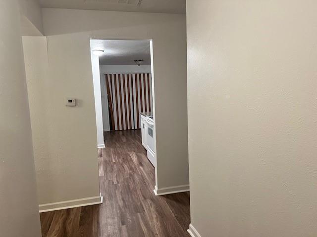 Foto del edificio - 6974 Fallbrook Ct W